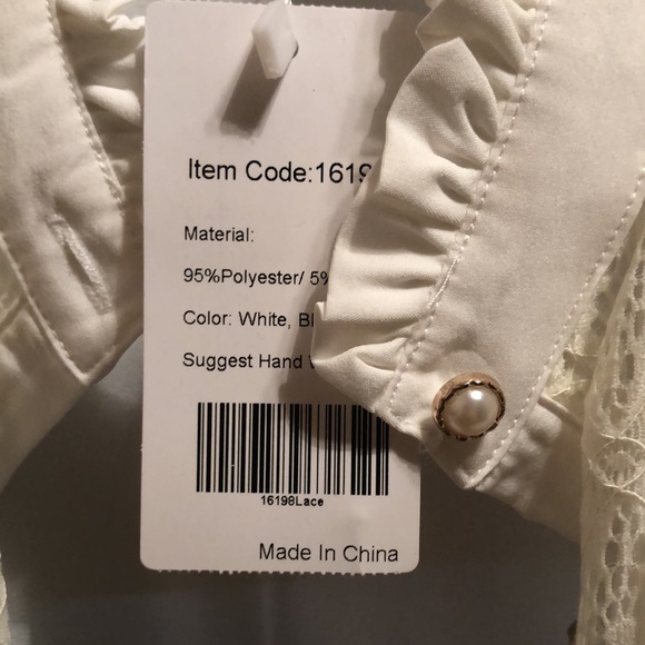 Detailed Women Blouse - Picture 3 of 8